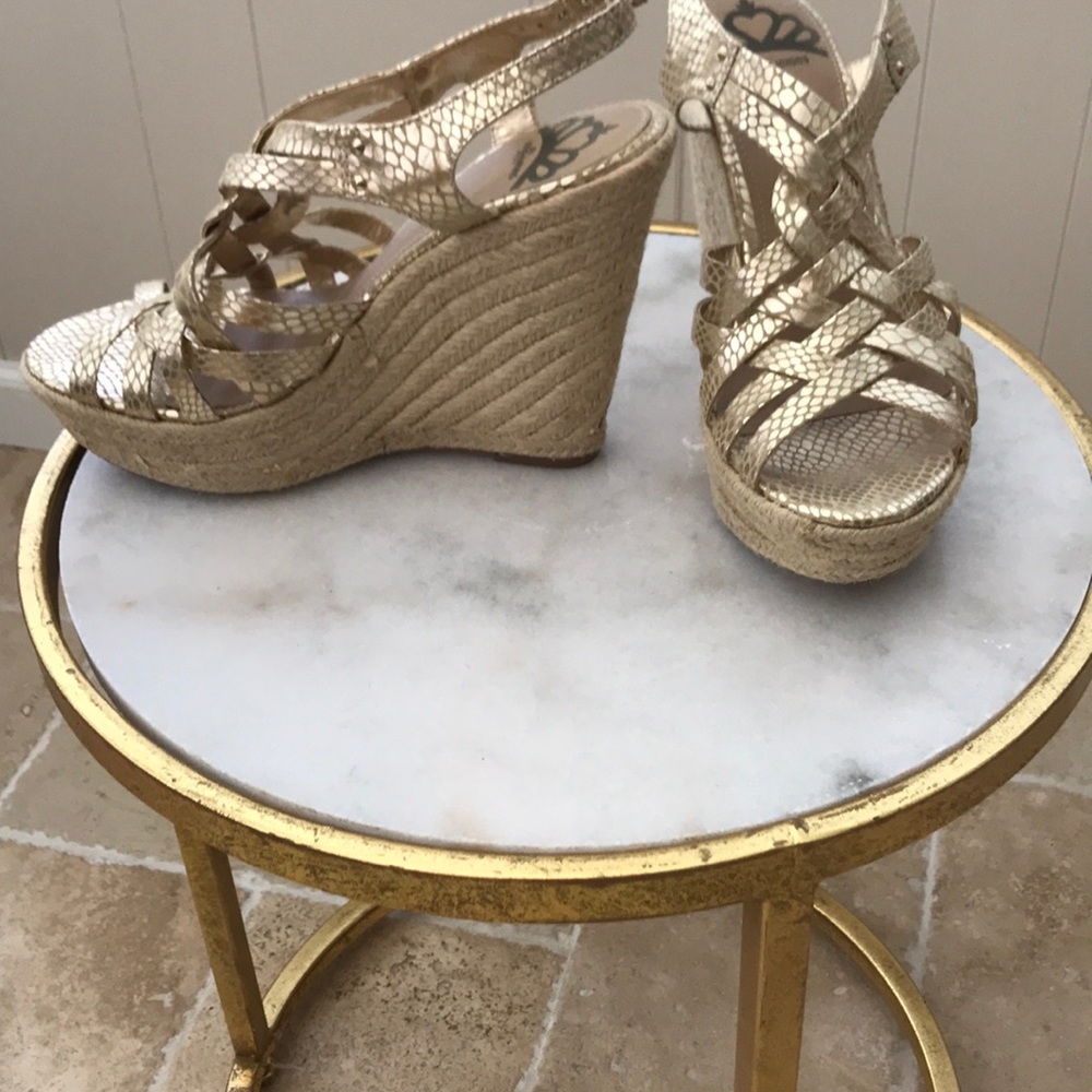 Platform wedge sandals